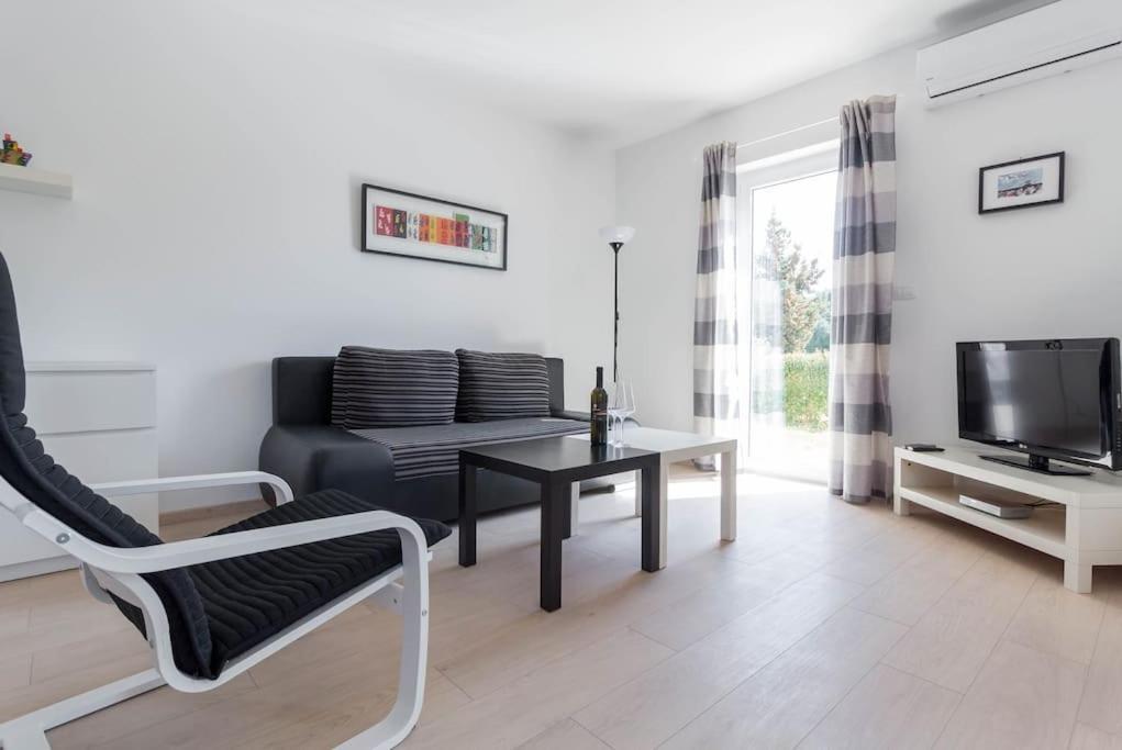 Apartments Punta プレマントゥーラ エクステリア 写真