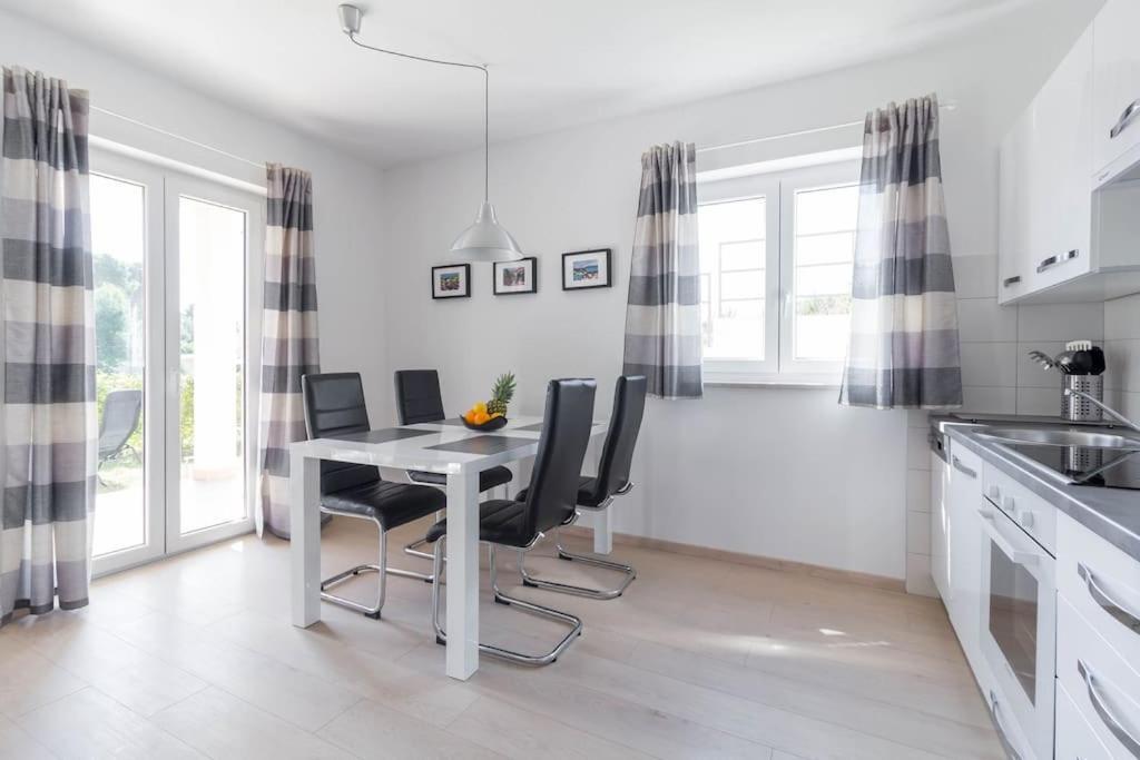 Apartments Punta プレマントゥーラ エクステリア 写真