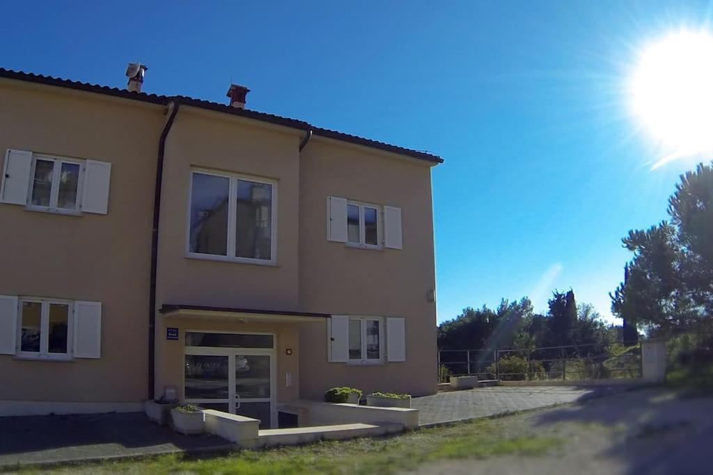 Apartments Punta プレマントゥーラ エクステリア 写真